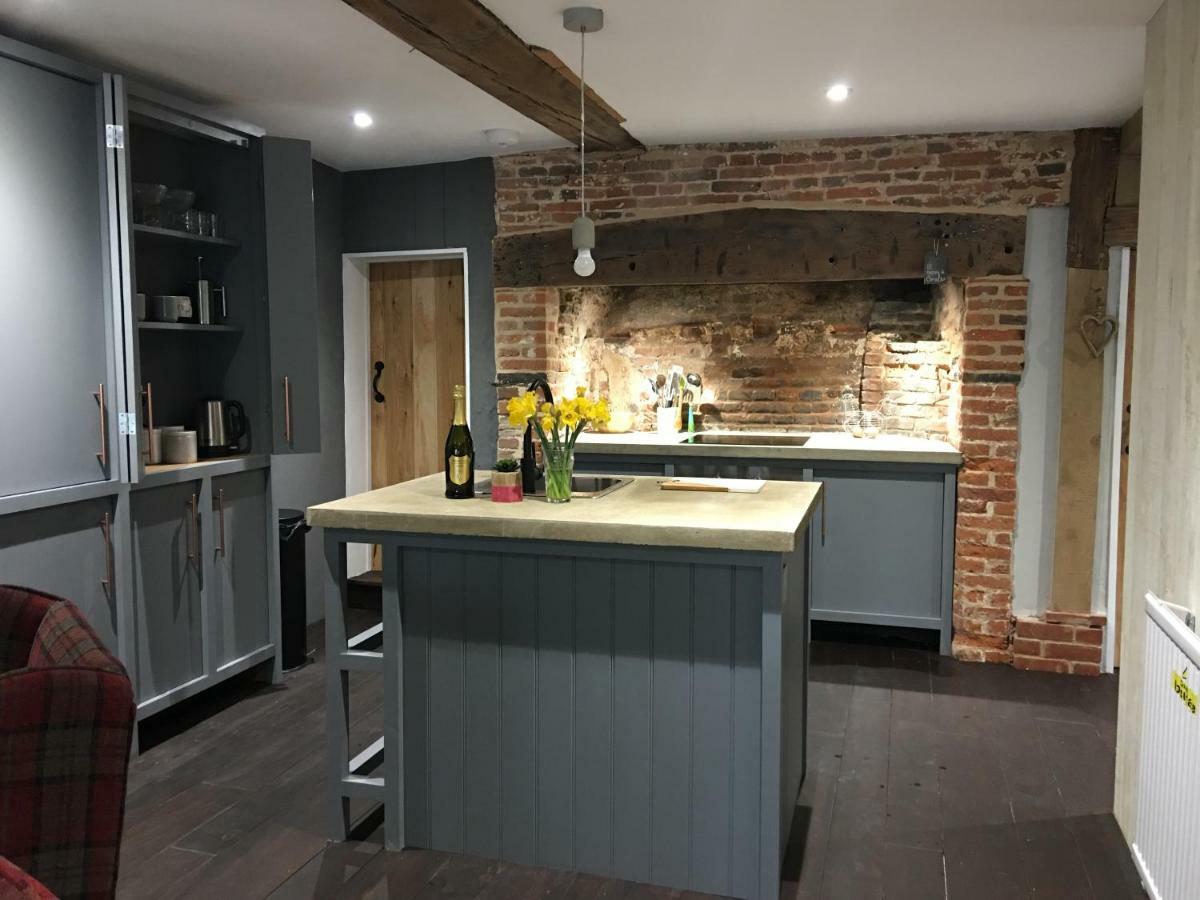 Апартаменты Square House Bildeston High Street Ипсвич Экстерьер фото